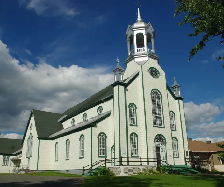 AVIS PUBLIC — Règlement de citation de l’église des Saints-Anges