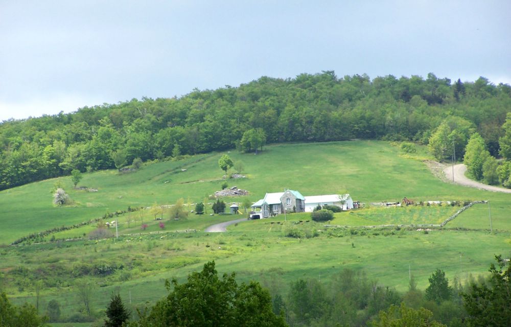 Maison isolée en montagne