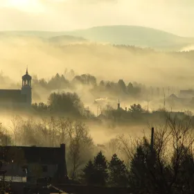 Sous le brouillard